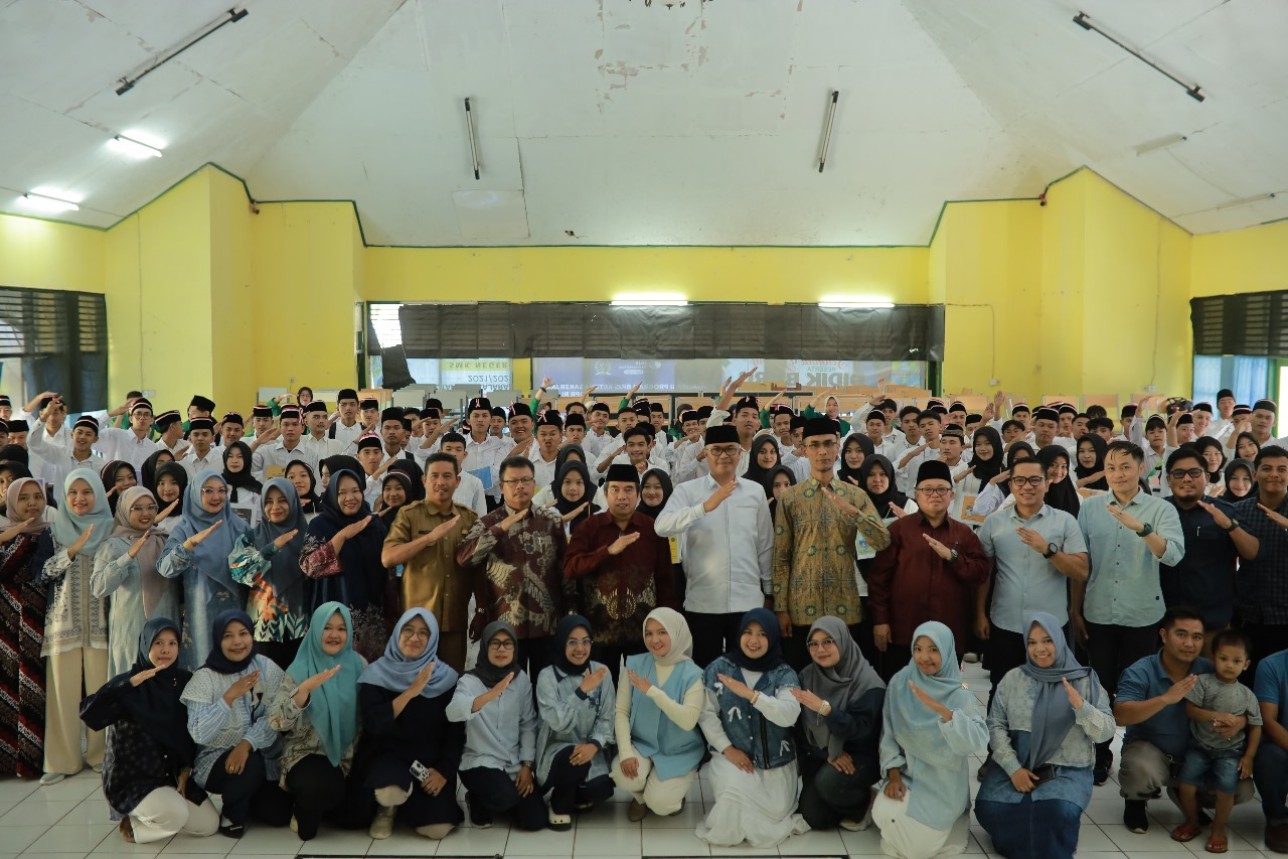 Pembukaan kegiatan PPKPS dan Ma’taf Mahasiswa Baru STKIP Muhammadiyah Sungai Penuh Tahun 2025 berlangsung dengan khidmat.